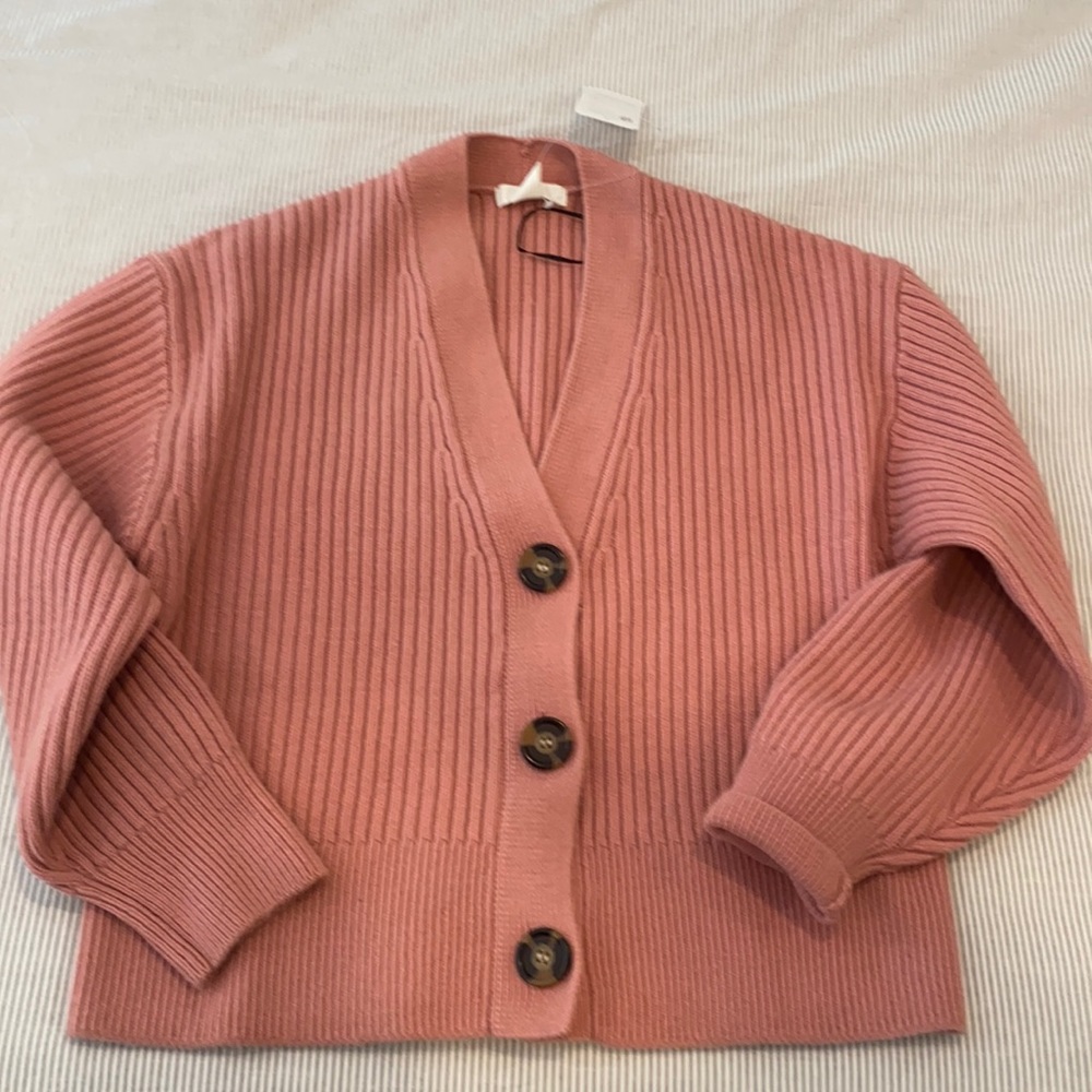 Super cute h and m sweater